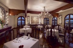 Itaipu-restaurant-connecting-room